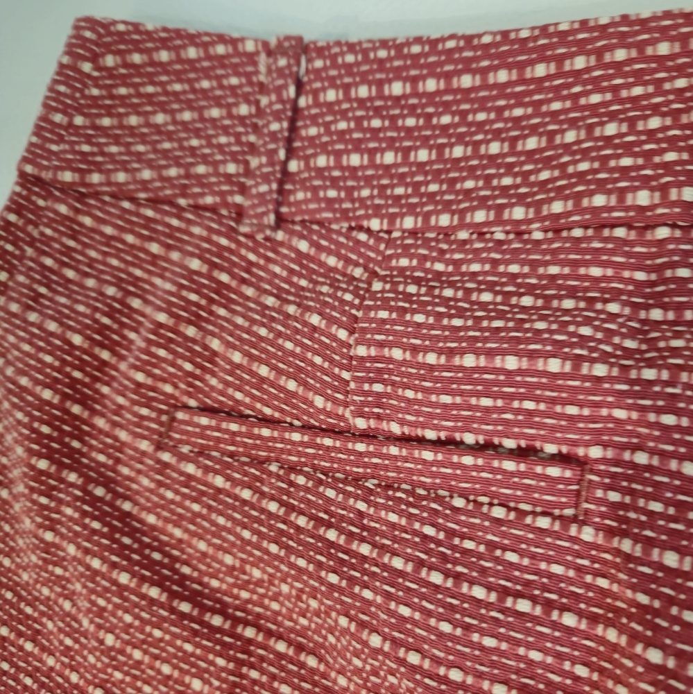 Ann Taylor Loft Women's Orange Shorts - Picture 5 of 10